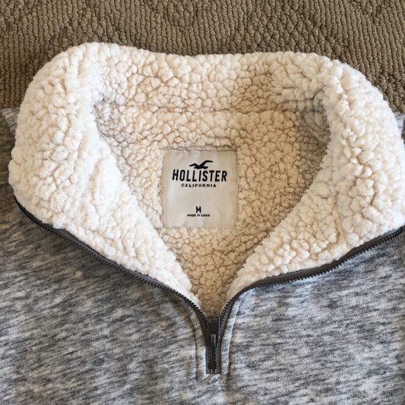 Fluffy quarter zip - Picture 3 of 3